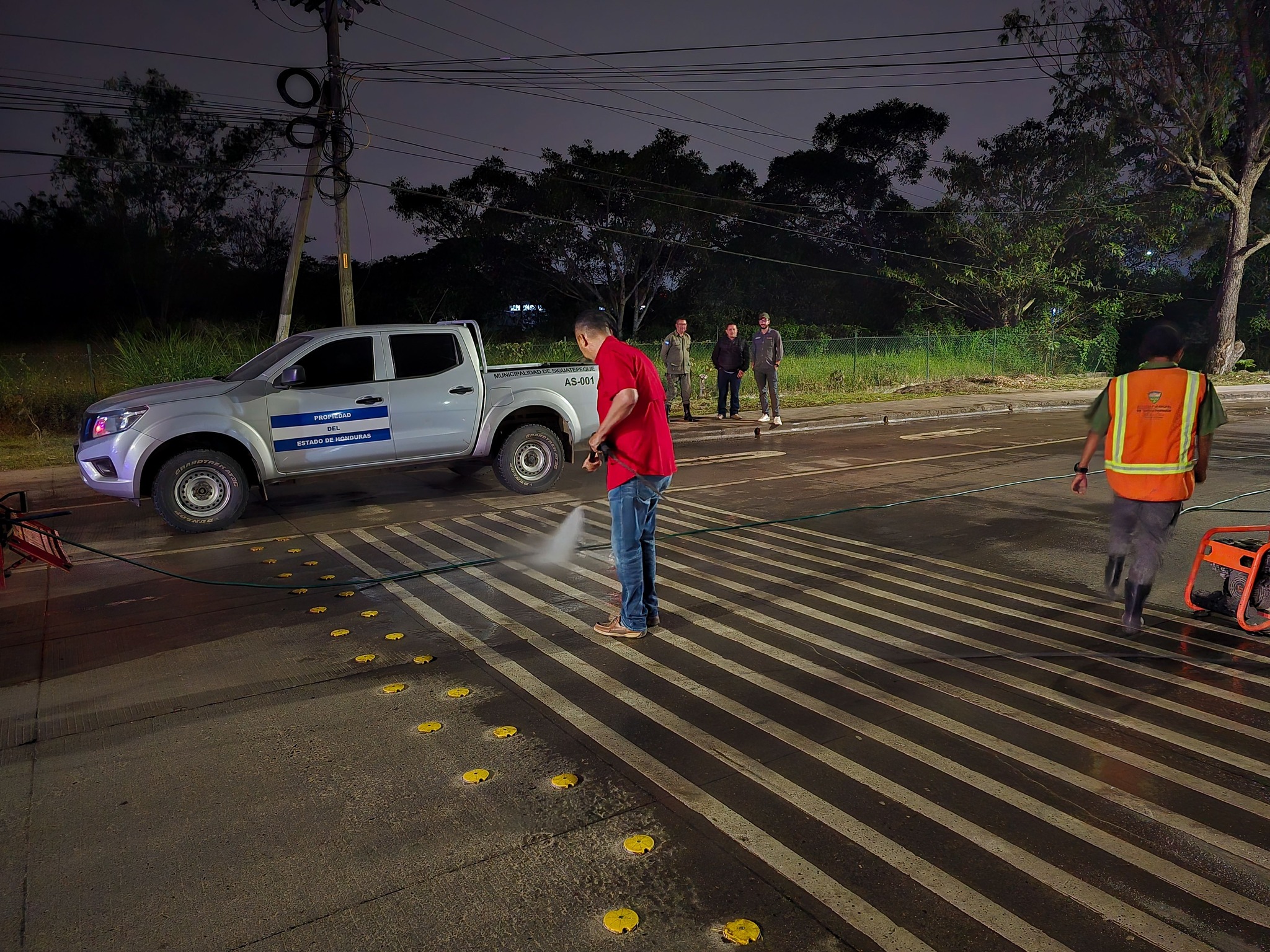Segundo día de Limpieza en el Bulevar Morazán