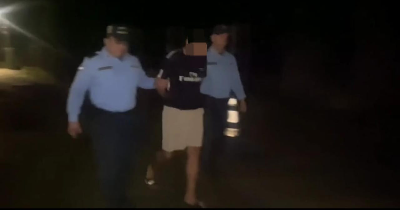Por el delito de violación en perjuicio de una ciudadana estadunidense sujeto es arrestado en Utila