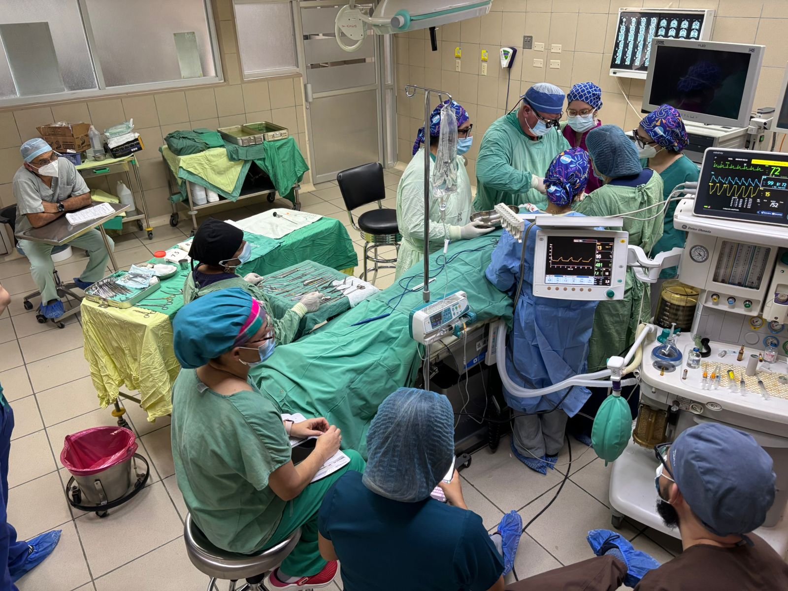 Equipo Médico Realiza 23 Cirugías Gratuitas en Honduras