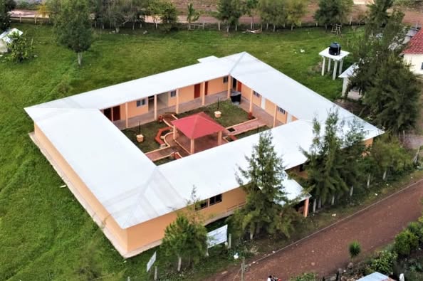 Alcaldía de Comayagua construye amplio y digno centro de salud en San José de Pane