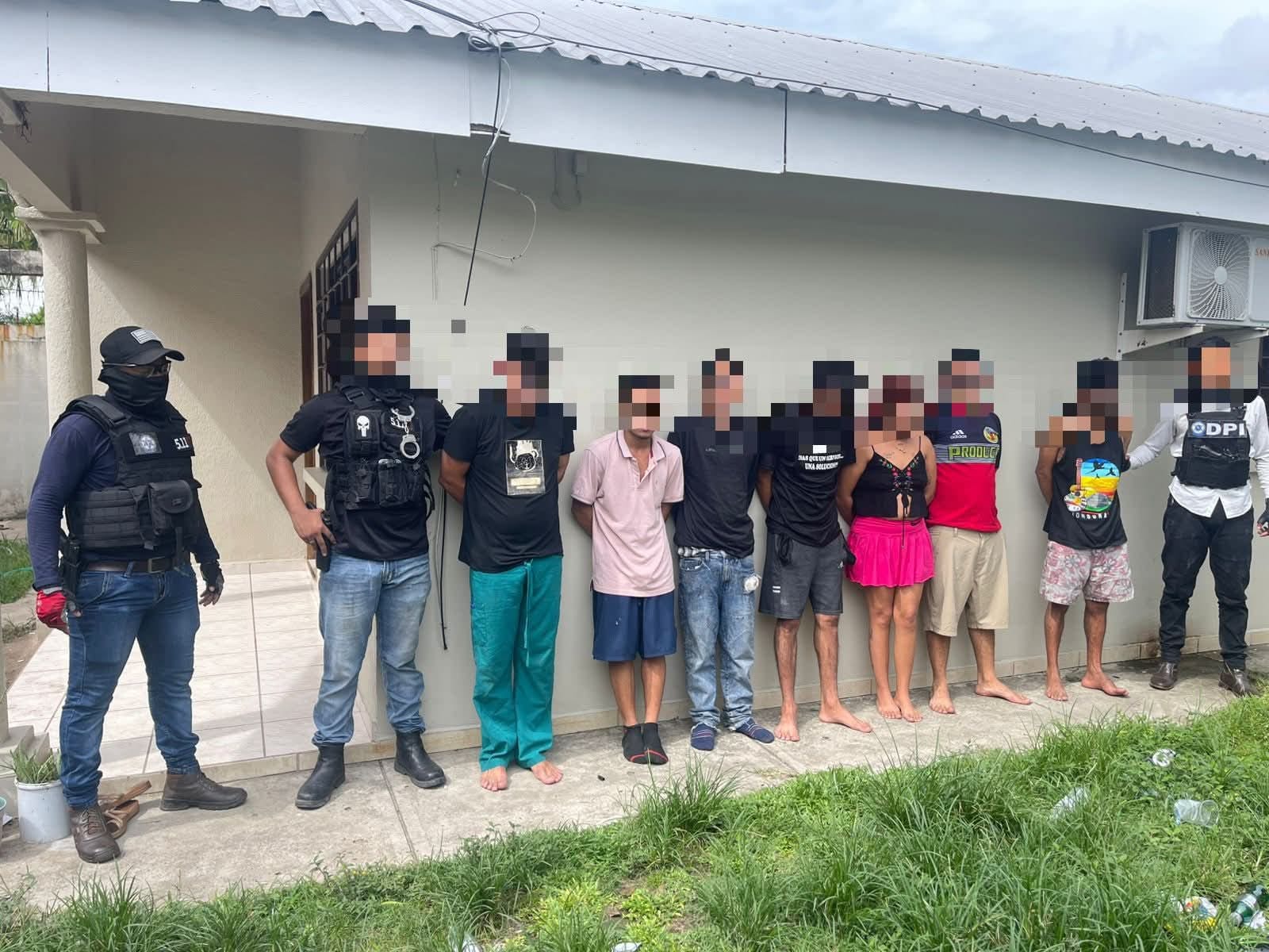 Detienen a siete personas por robos en transporte público en SPS