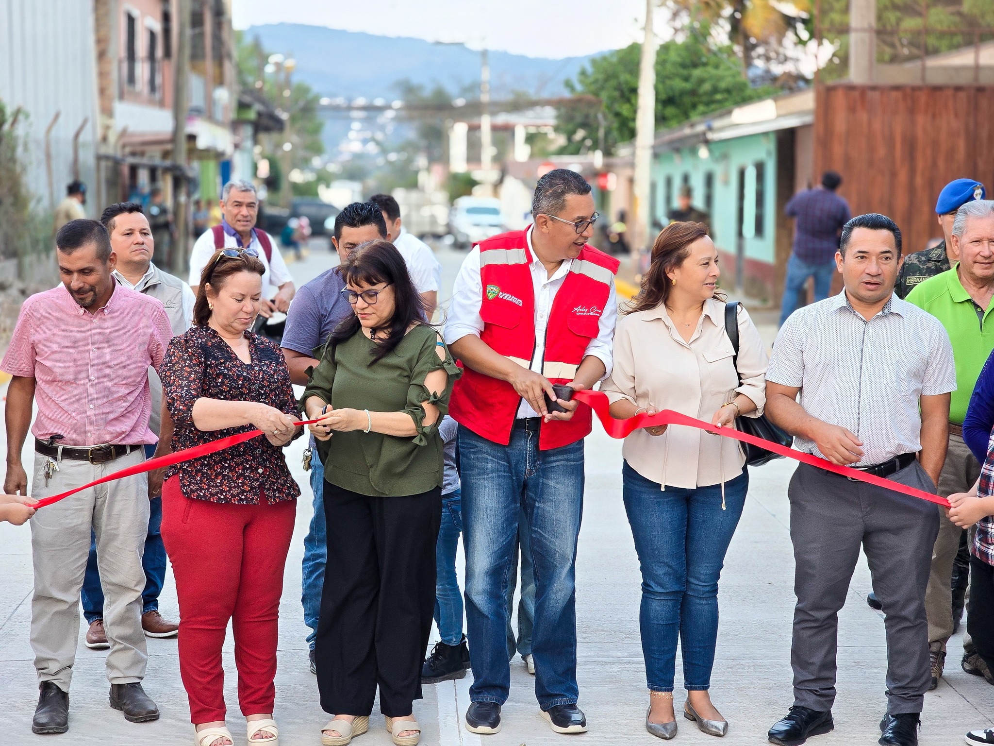 Otro proyecto de pavimento entregado: 88 metros lineales en el Barrio San Juan