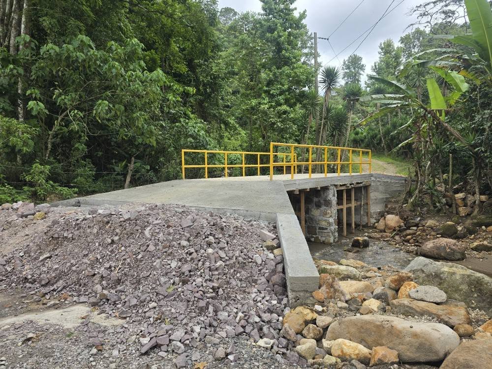 Nueva caja puente en Altos del Porvenir