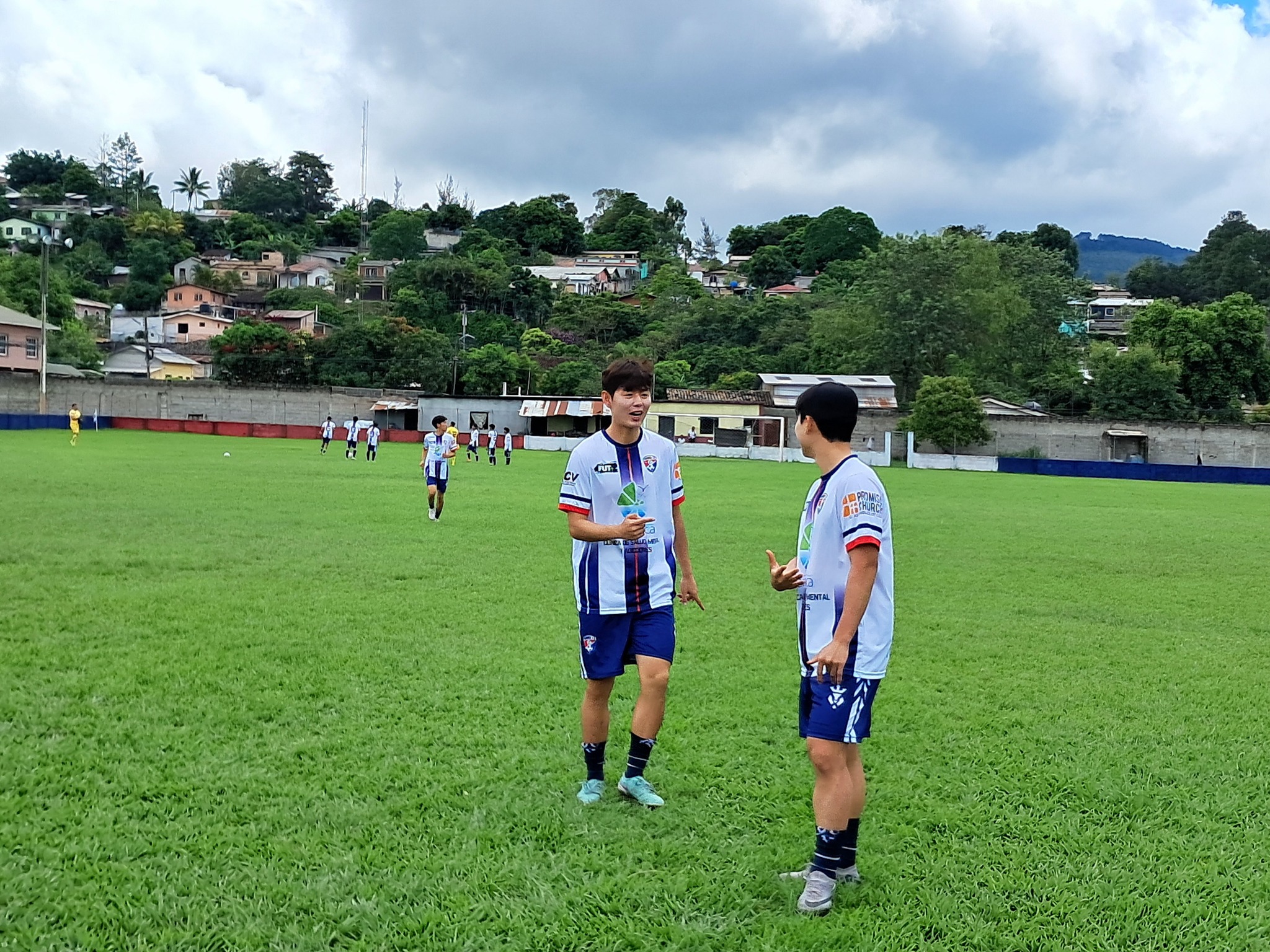 Viviendo el deporte con propósito Programa internacional “Futbol con valores”