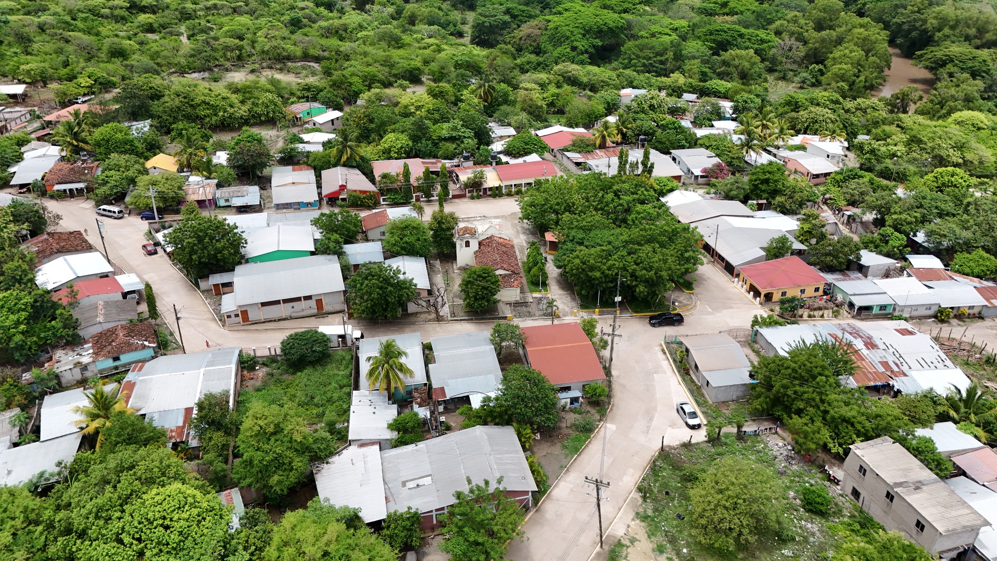 Alcaldía de Comayagua ejecuta proyecto de pavimentación en la comunidad de Las Liconas