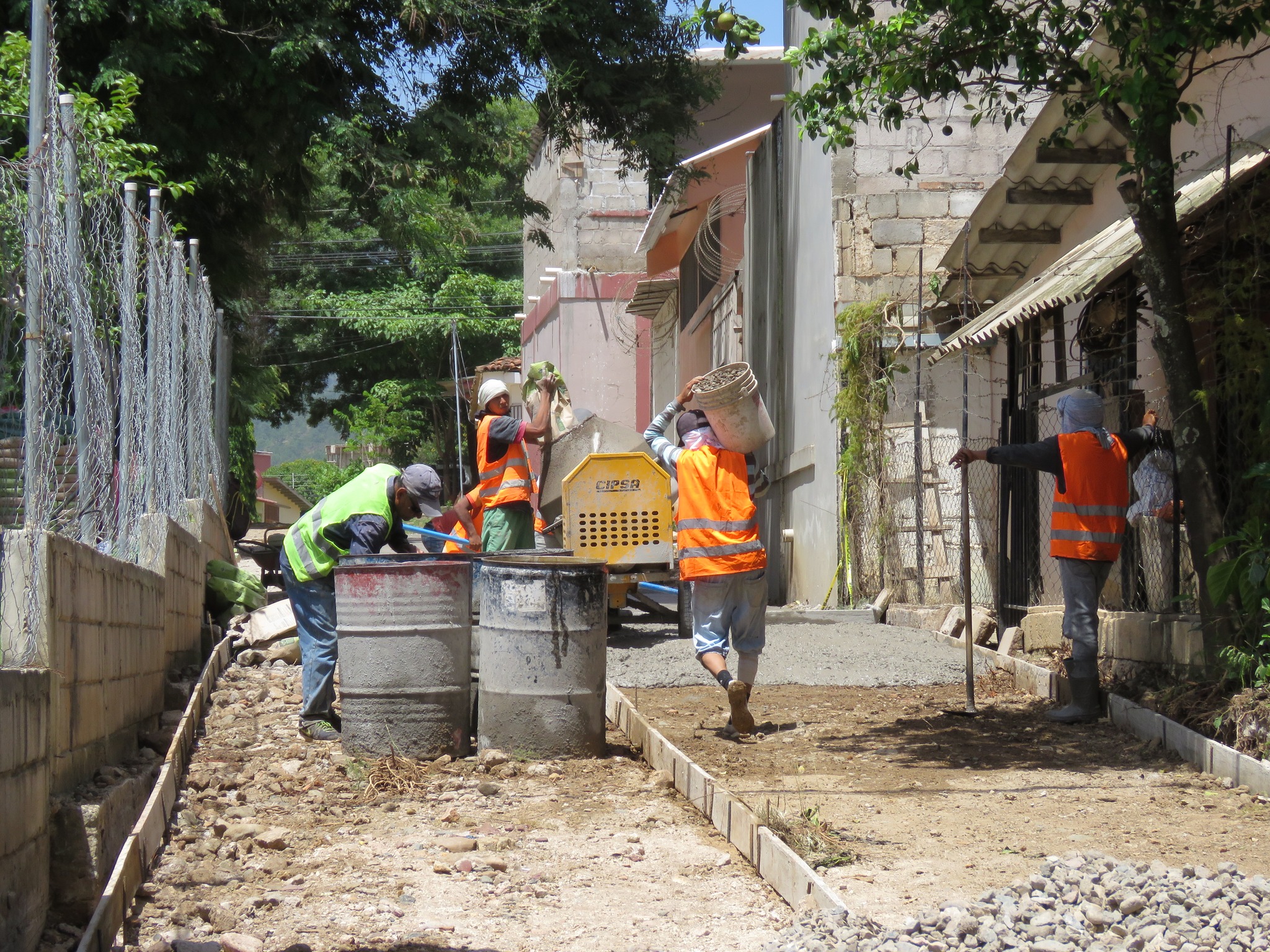 Alcaldía de Comayagua ejecuta proyecto de pavimentación masivo en toda la ciudad